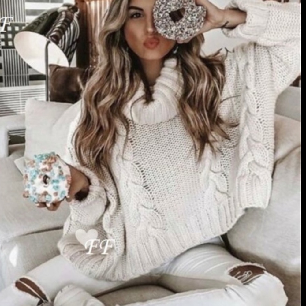 Cream Knit Turtleneck Sweater Thick Cable Knit